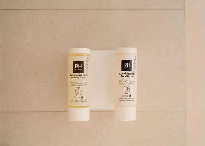 Hotel Rh Royal - Recommend For Adults